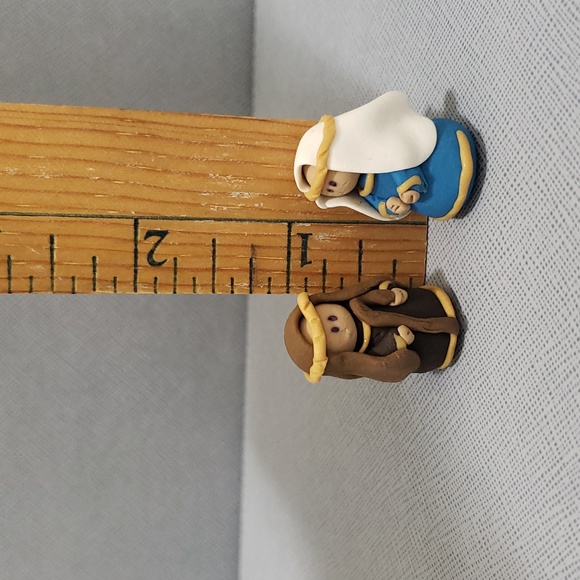 New Super Adorable Miniature 3 Piece Polymer Clay Nativity Set - Picture 5 of 7